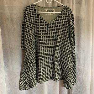 Effies Heart A-Symmetrical Top W/ Pockets! XXL